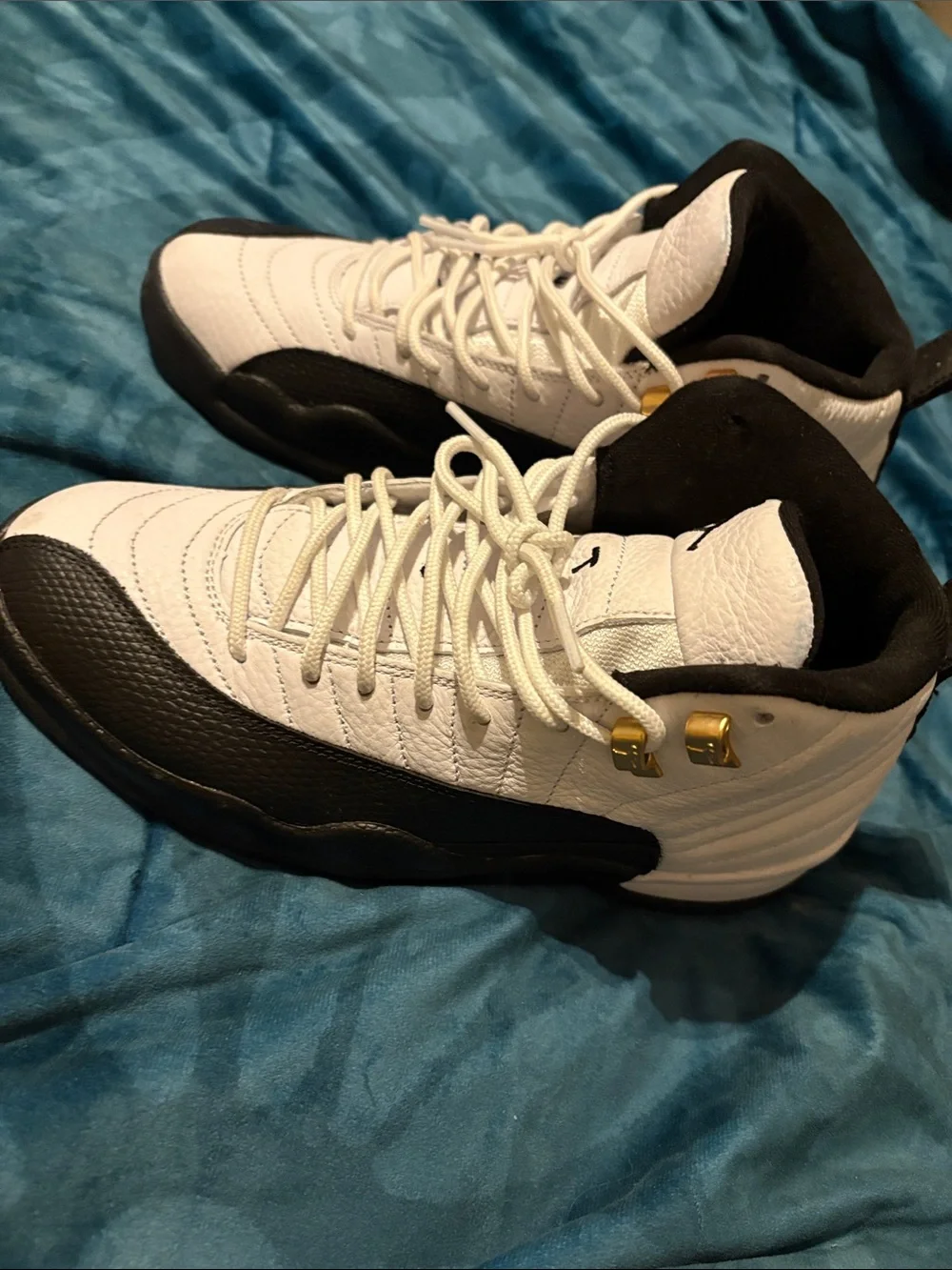 Jordan Men’s Athletic Shoes White Black with Gold Accents - Picture 1 of 5
